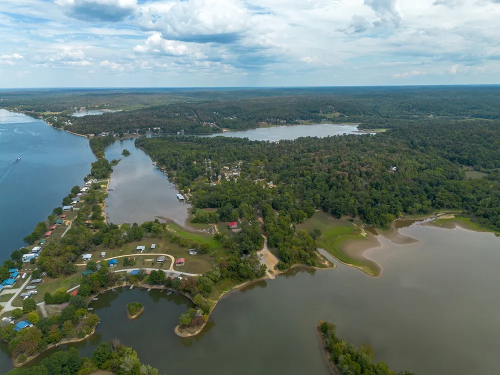 4428 Deer Creek Rd Linden, TN 37096