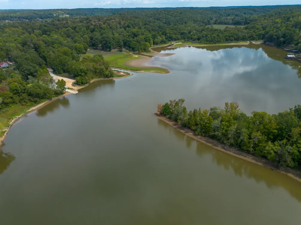 4428 Deer Creek Rd Linden, TN 37096
