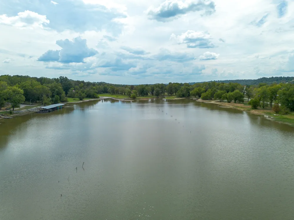4428 Deer Creek Rd Linden, TN 37096