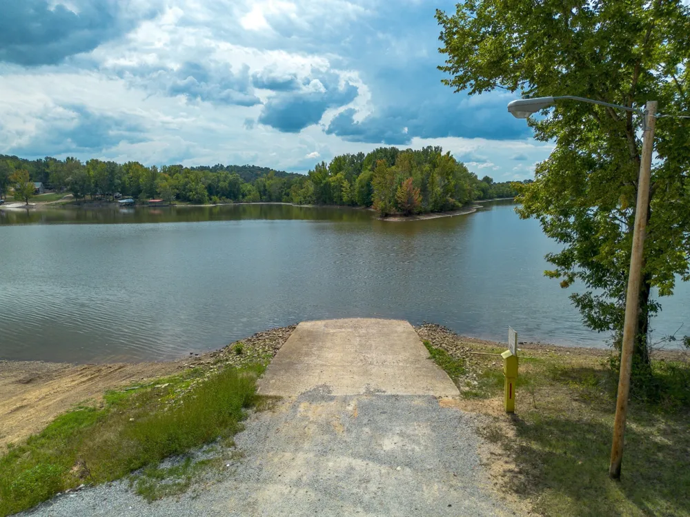 4428 Deer Creek Rd Linden, TN 37096