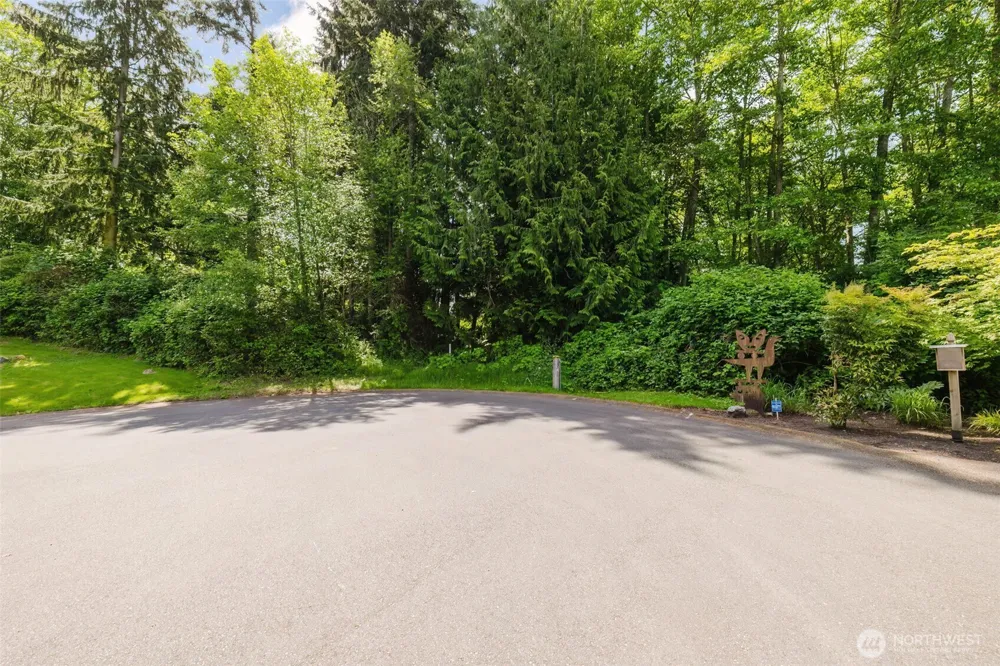 38743 Tinker Place NE Hansville, WA 98340