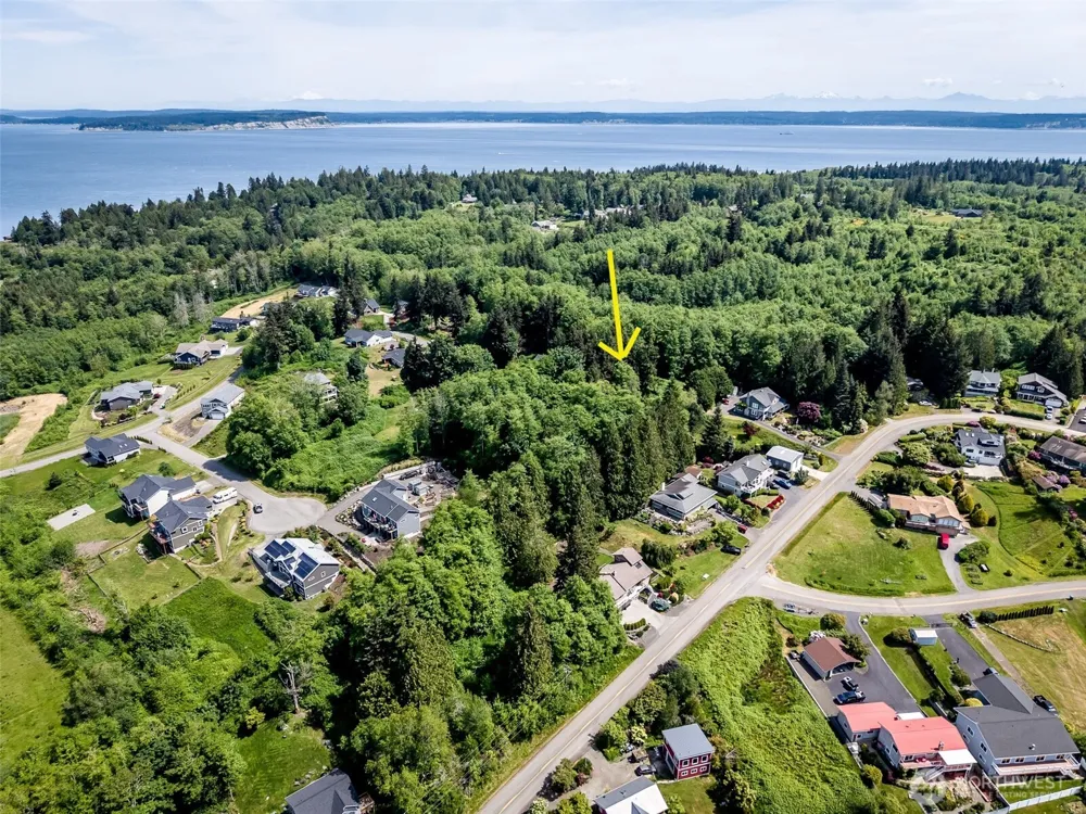 38743 Tinker Place NE Hansville, WA 98340