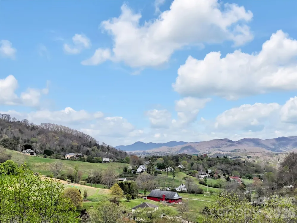 676 Cathey Cove Road Waynesville, NC 28786