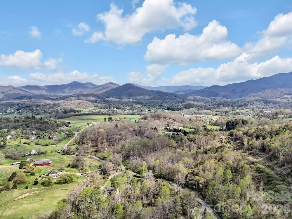 676 Cathey Cove Road Waynesville, NC 28786