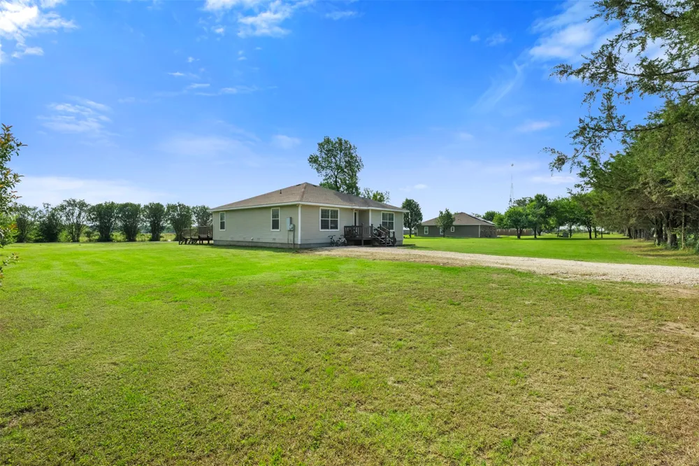 3727 SW County Road 1160 Corsicana, TX 75110