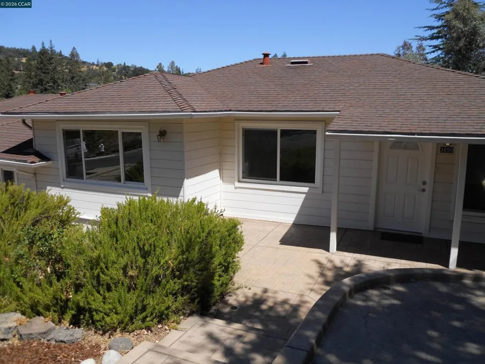 3690 Sundale Lafayette, CA 94549