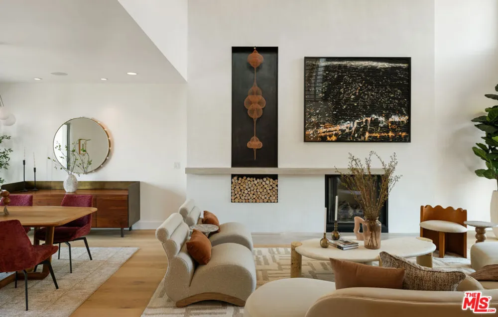 928 Las Lomas Avenue Pacific Palisades, CA 90272