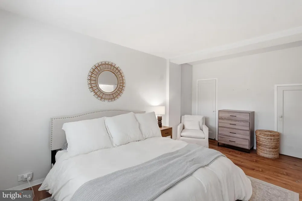 3727 LYONS LANE #3727 Alexandria, VA 22302