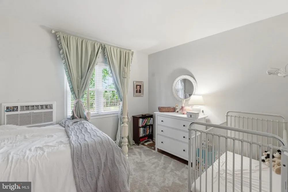 3727 LYONS LANE #3727 Alexandria, VA 22302