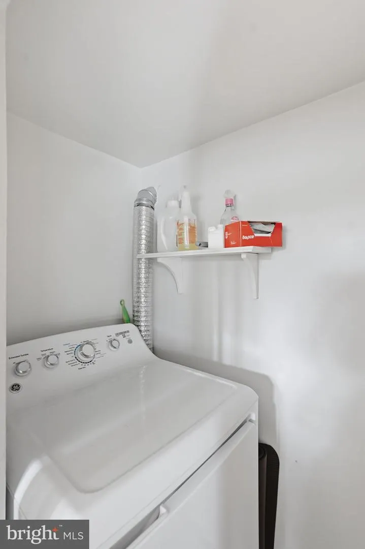 3727 LYONS LANE #3727 Alexandria, VA 22302