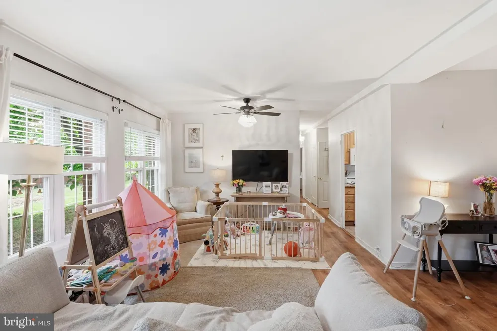 3727 LYONS LANE #3727 Alexandria, VA 22302