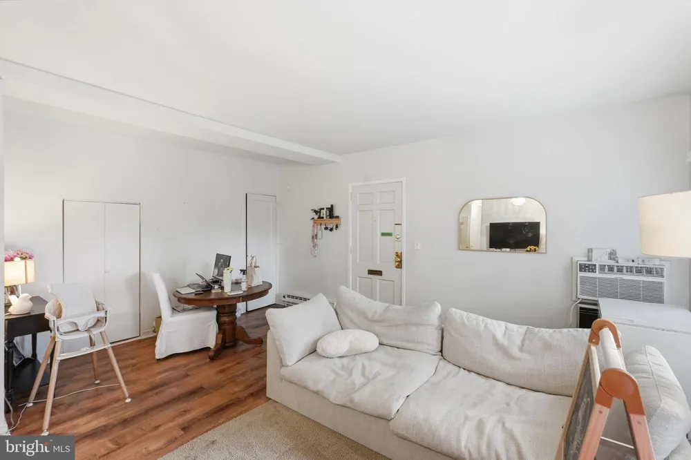 3727 LYONS LANE #3727 Alexandria, VA 22302
