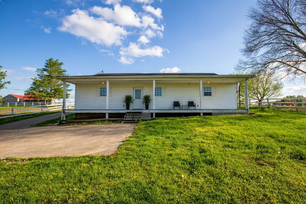 501 Burnt Hill Rd Unionville, TN 37180
