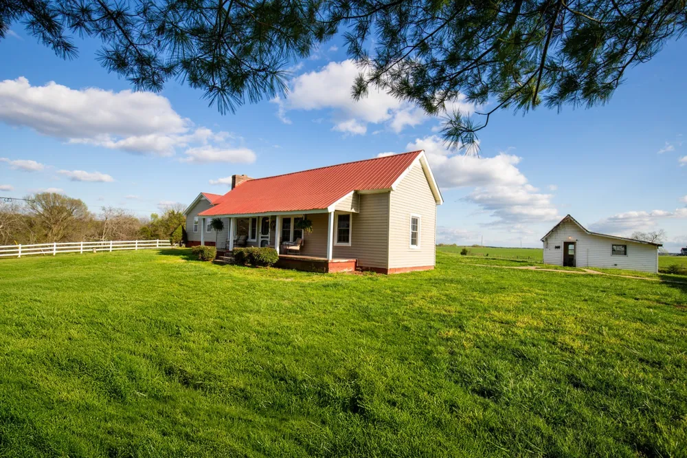 501 Burnt Hill Rd Unionville, TN 37180