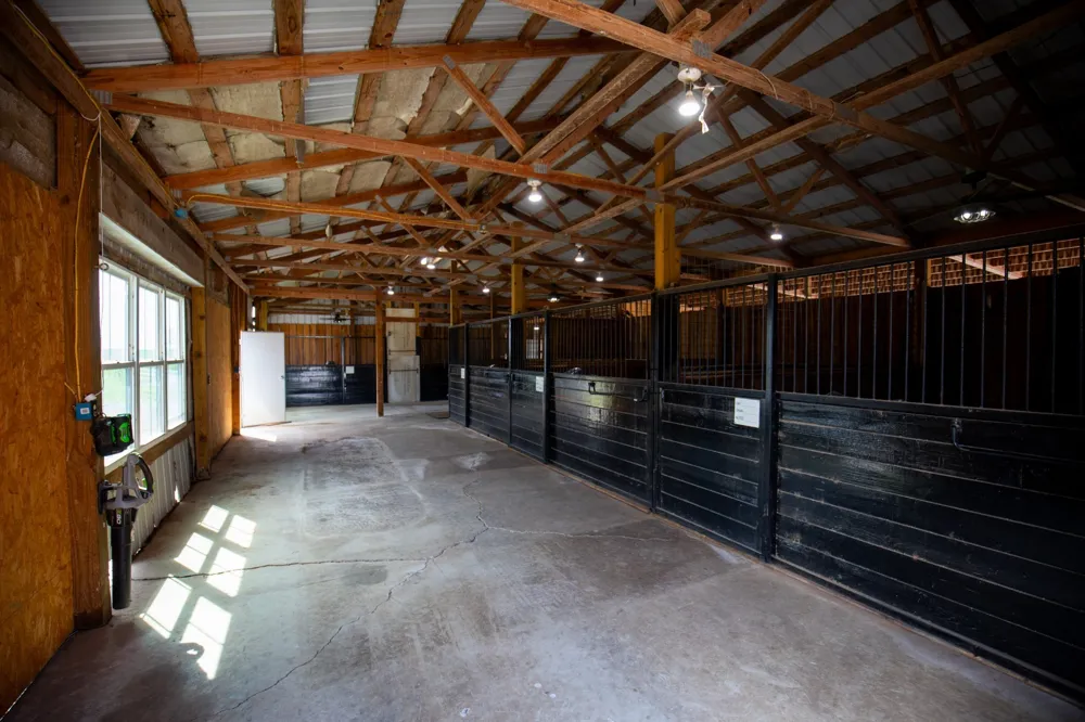 501 Burnt Hill Rd Unionville, TN 37180