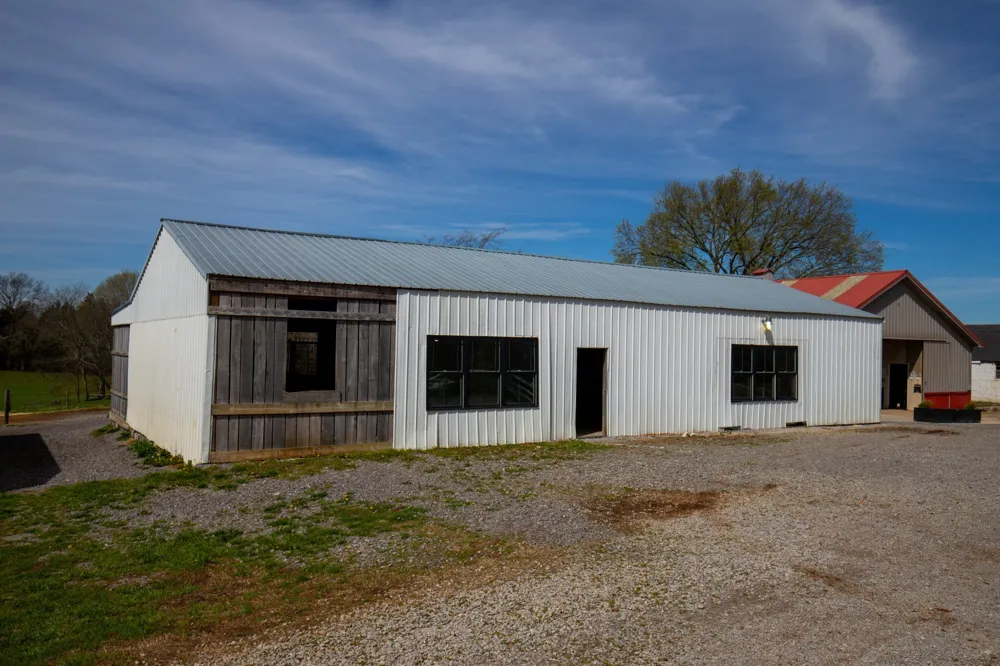 501 Burnt Hill Rd Unionville, TN 37180