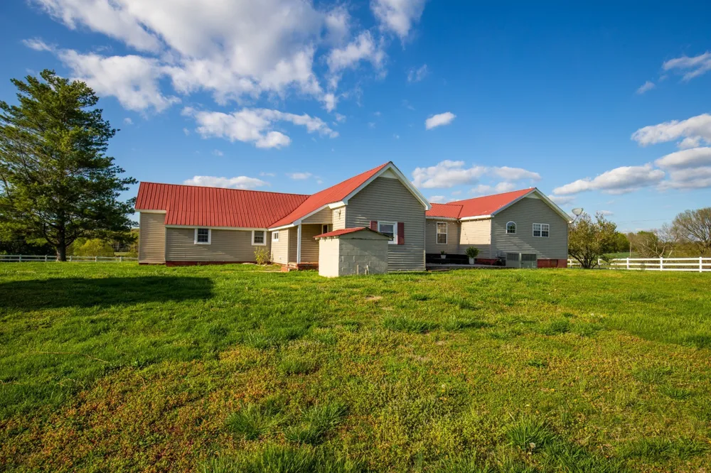 501 Burnt Hill Rd Unionville, TN 37180