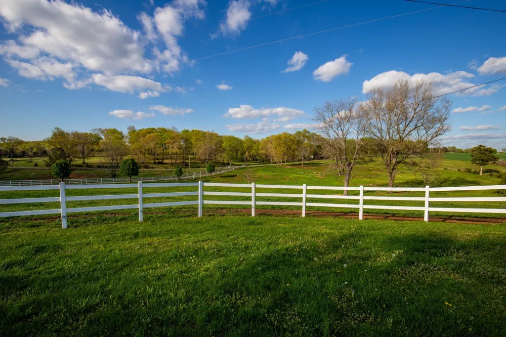 501 Burnt Hill Rd Unionville, TN 37180