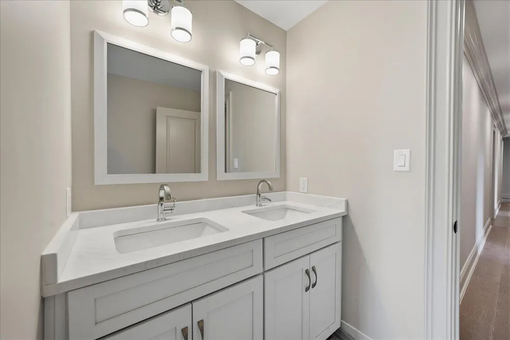 1130 Melbrook Drive Munster, IN 46321