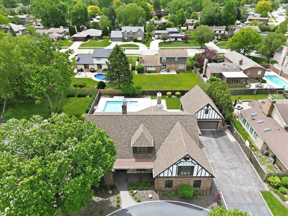 1130 Melbrook Drive Munster, IN 46321