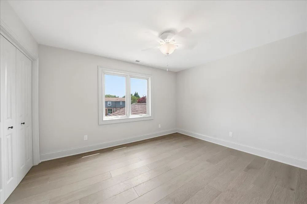 1130 Melbrook Drive Munster, IN 46321