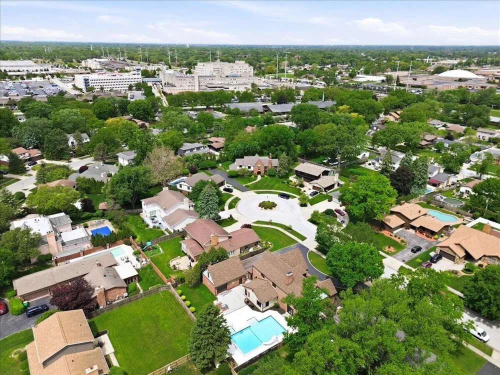1130 Melbrook Drive Munster, IN 46321
