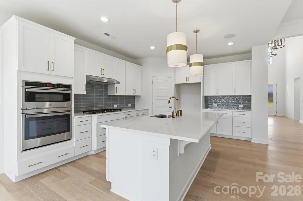 4016 Dahlia Drive Harrisburg, NC 28075