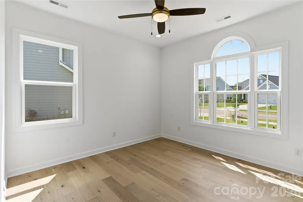 4016 Dahlia Drive Harrisburg, NC 28075