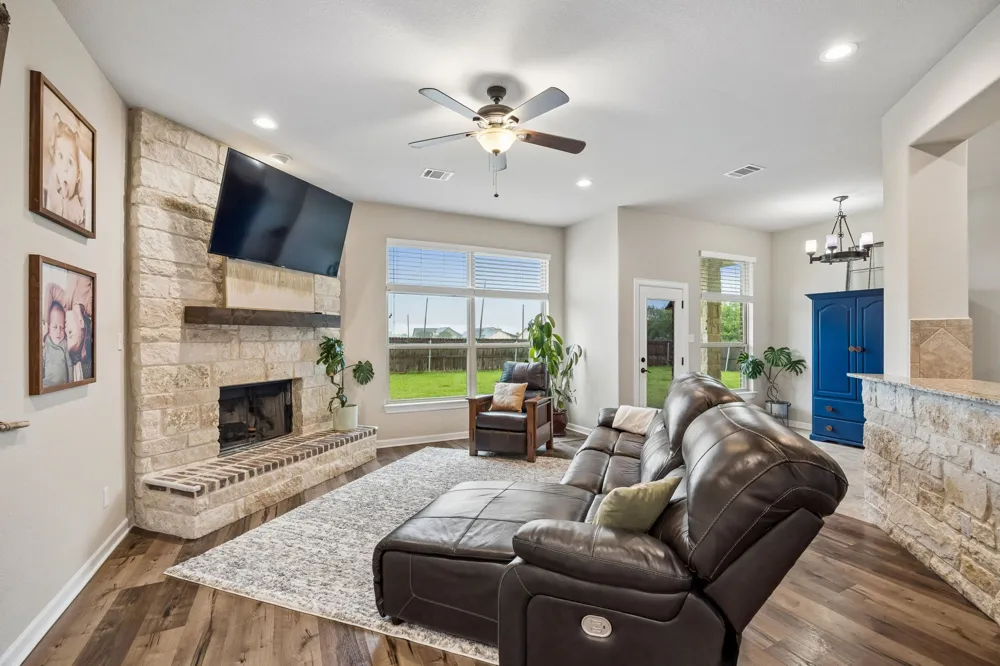 2509 Hollon Drive Caddo Mills, TX 75135