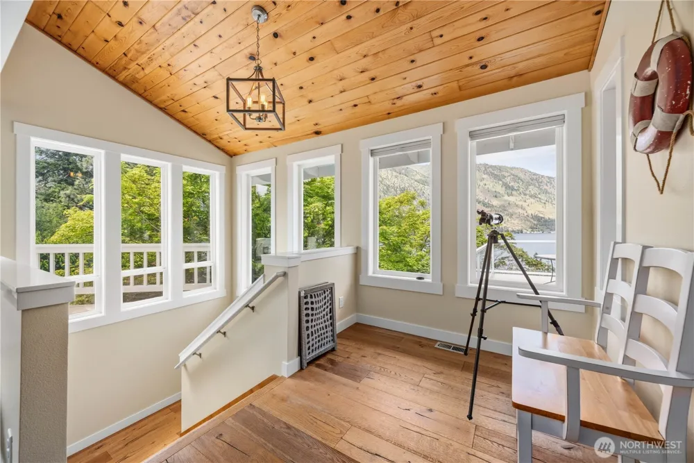 141 Sunset PL Manson, WA 98831