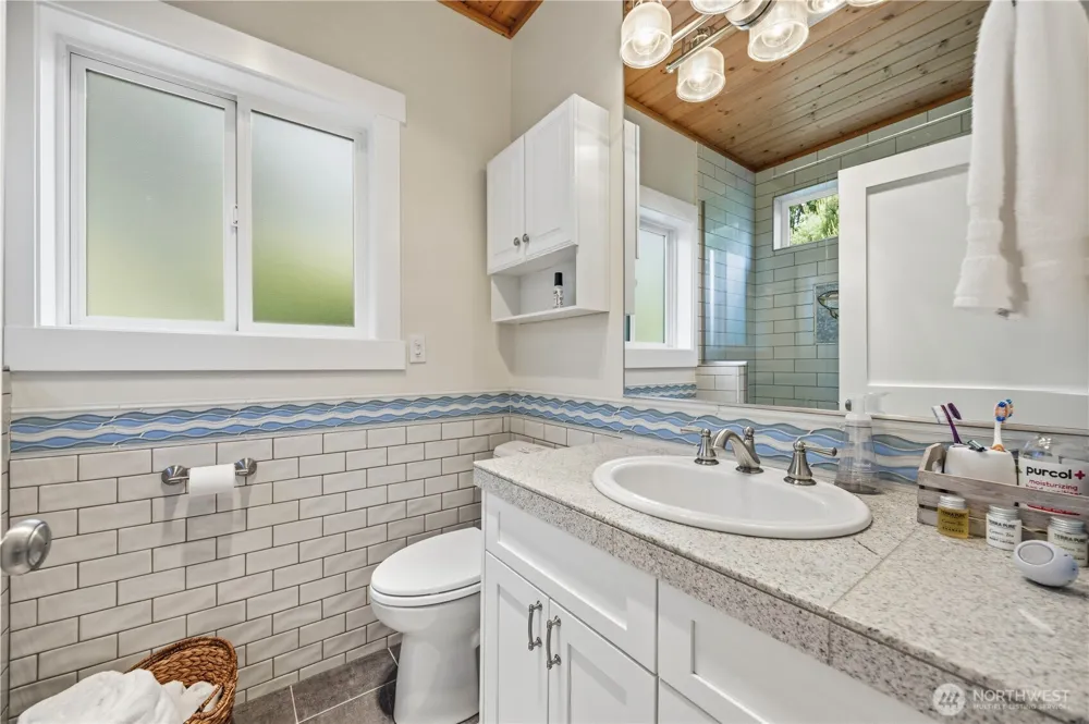 141 Sunset PL Manson, WA 98831