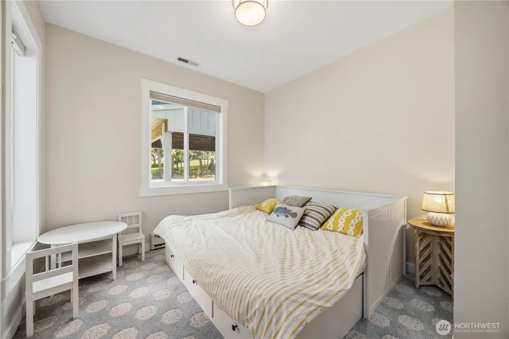 141 Sunset PL Manson, WA 98831