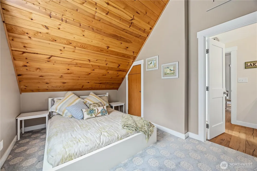 141 Sunset PL Manson, WA 98831