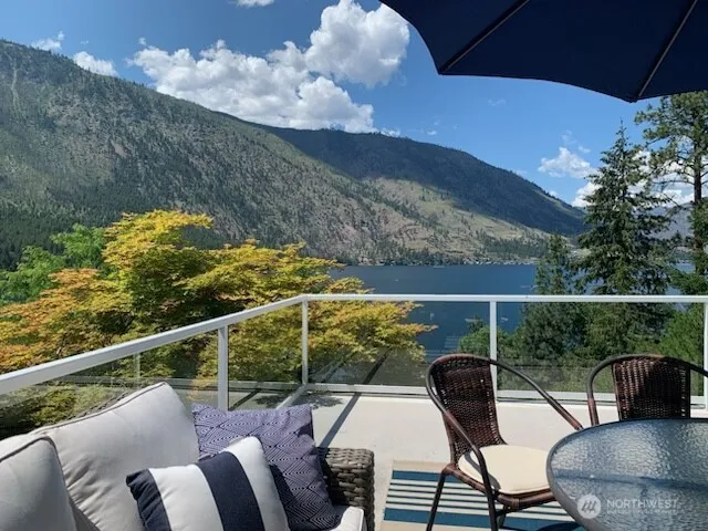 141 Sunset PL Manson, WA 98831