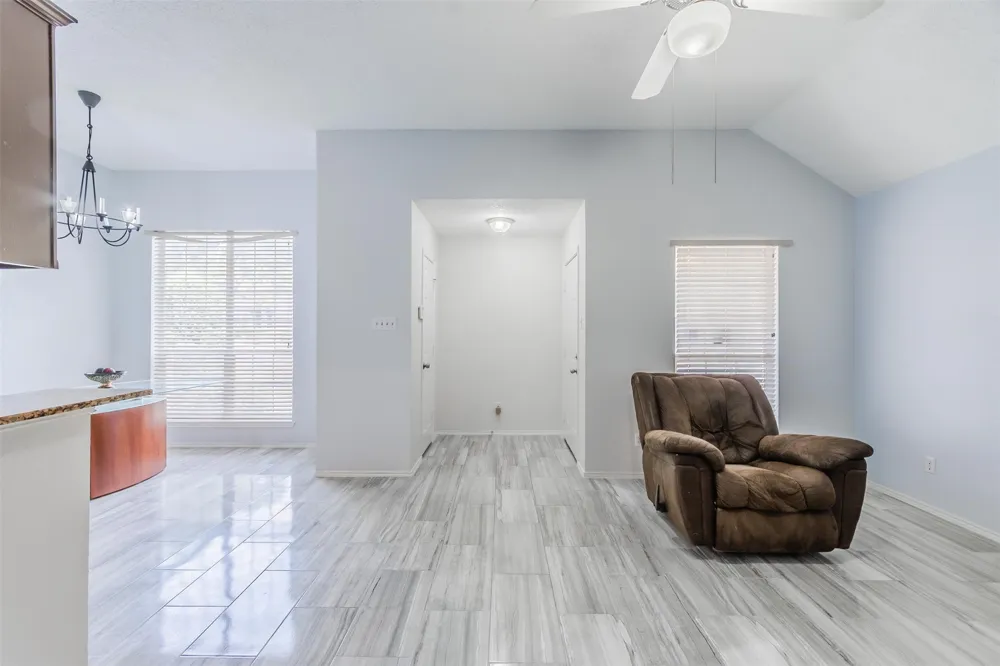 2709 Brittany Drive Euless, TX 76039