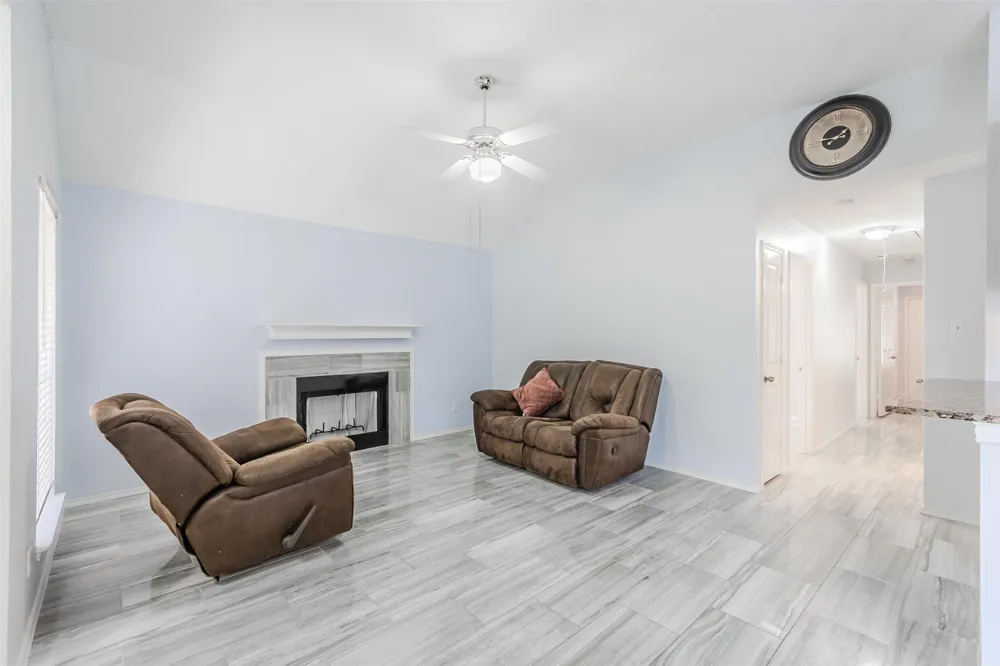 2709 Brittany Drive Euless, TX 76039