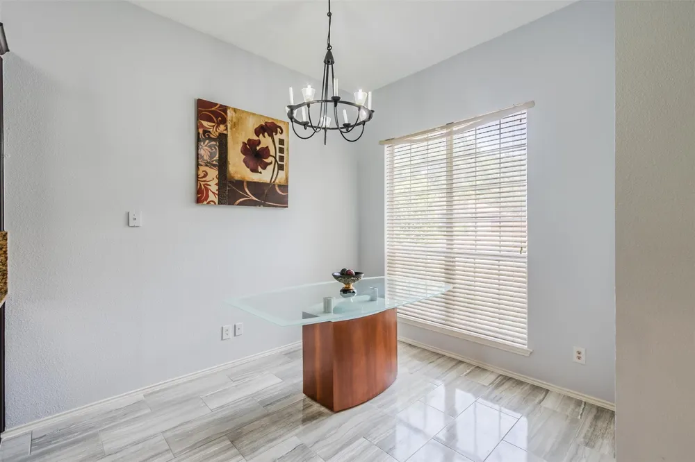 2709 Brittany Drive Euless, TX 76039