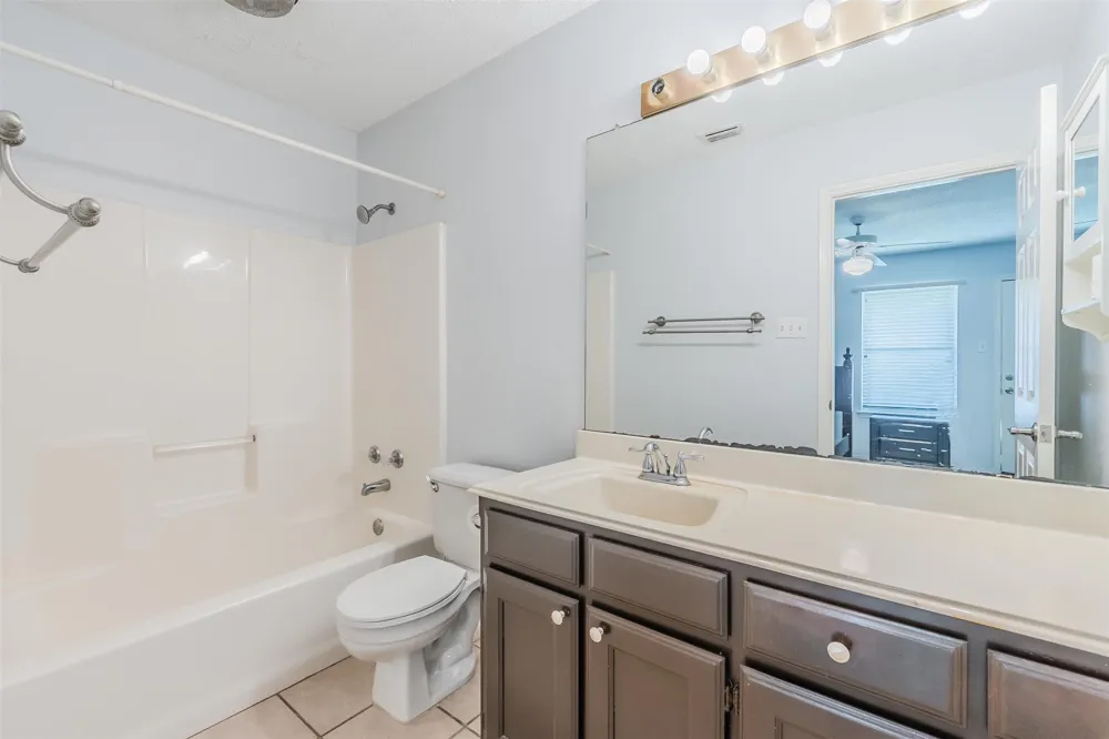 2709 Brittany Drive Euless, TX 76039