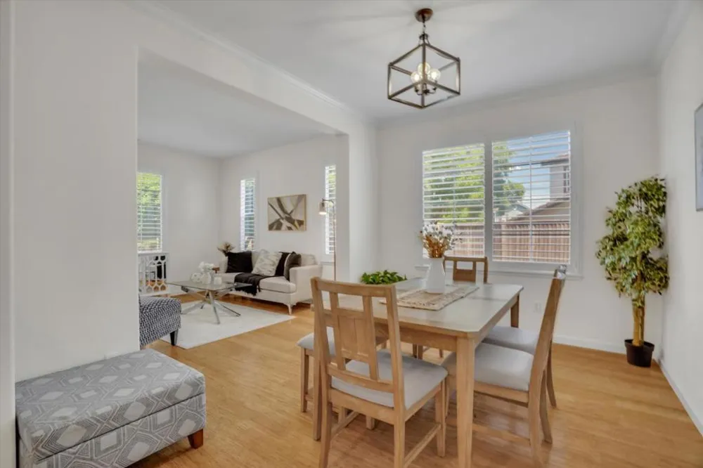 5704 Oakmont Drive Richmond, CA 94806
