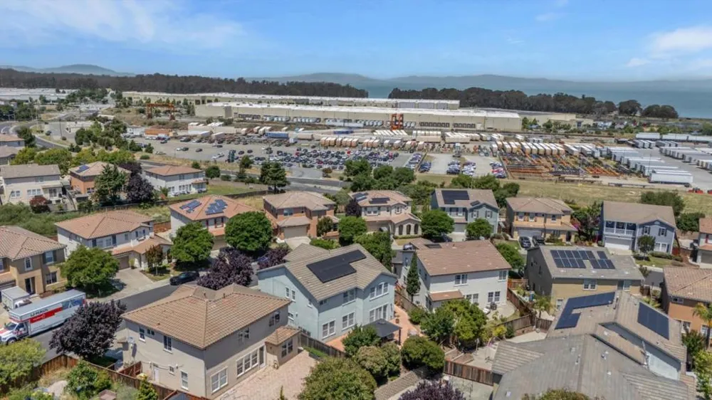 5704 Oakmont Drive Richmond, CA 94806