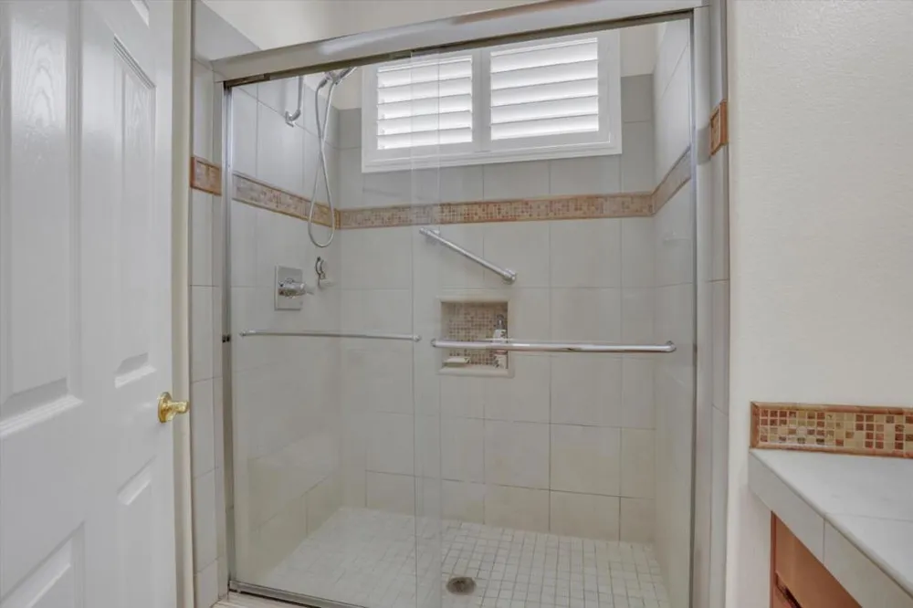 5704 Oakmont Drive Richmond, CA 94806