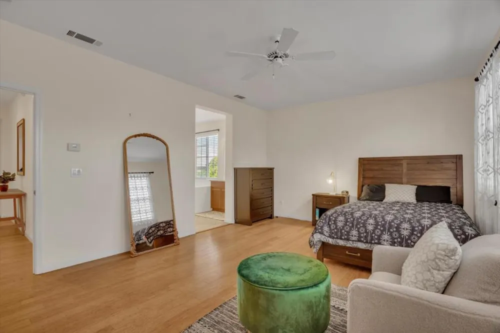 5704 Oakmont Drive Richmond, CA 94806