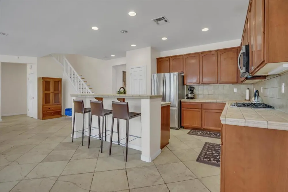 5704 Oakmont Drive Richmond, CA 94806
