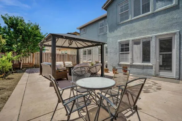 5704 Oakmont Drive Richmond, CA 94806