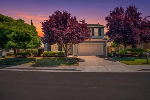 5704 Oakmont Drive