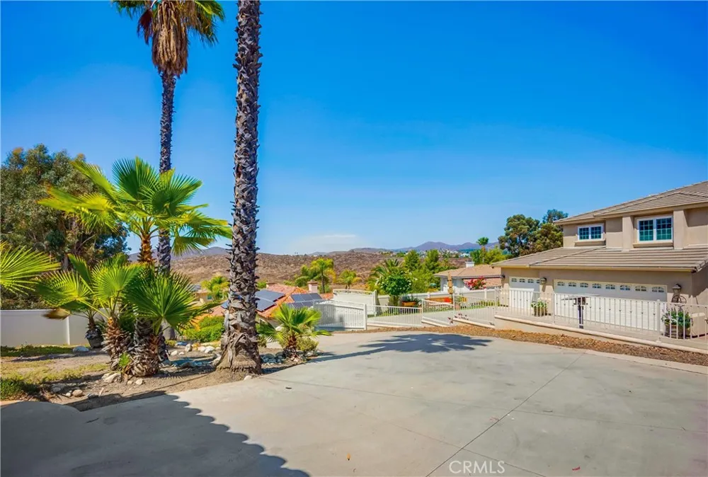 21721 Appaloosa Court Canyon Lake, CA 92587
