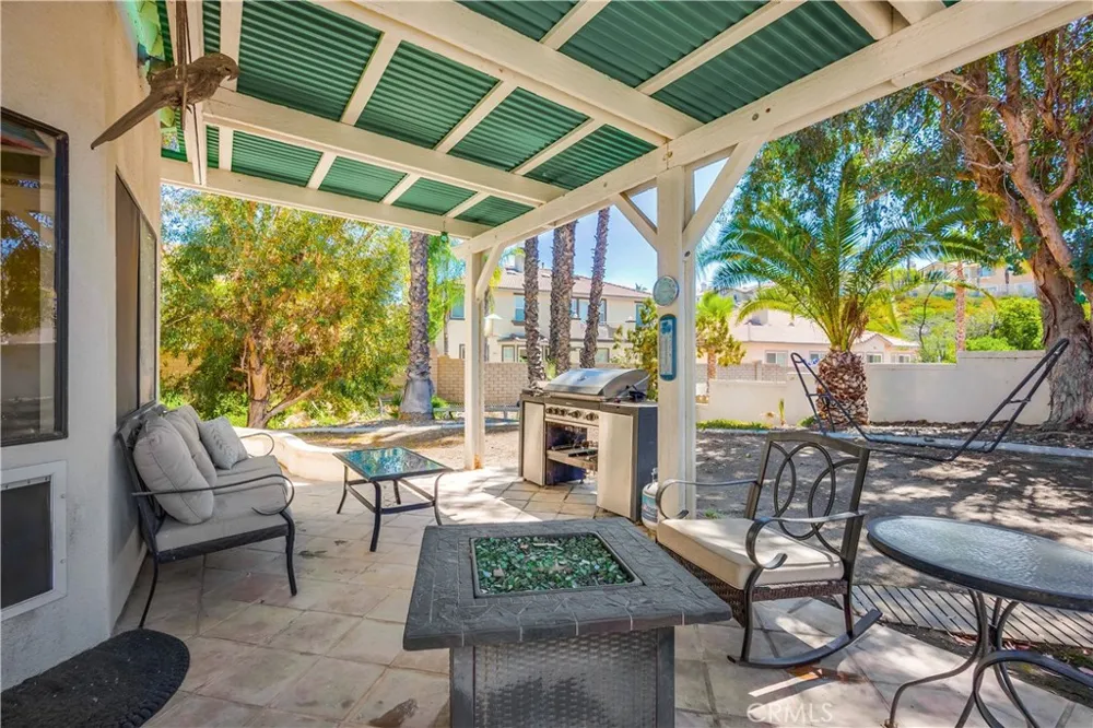 21721 Appaloosa Court Canyon Lake, CA 92587