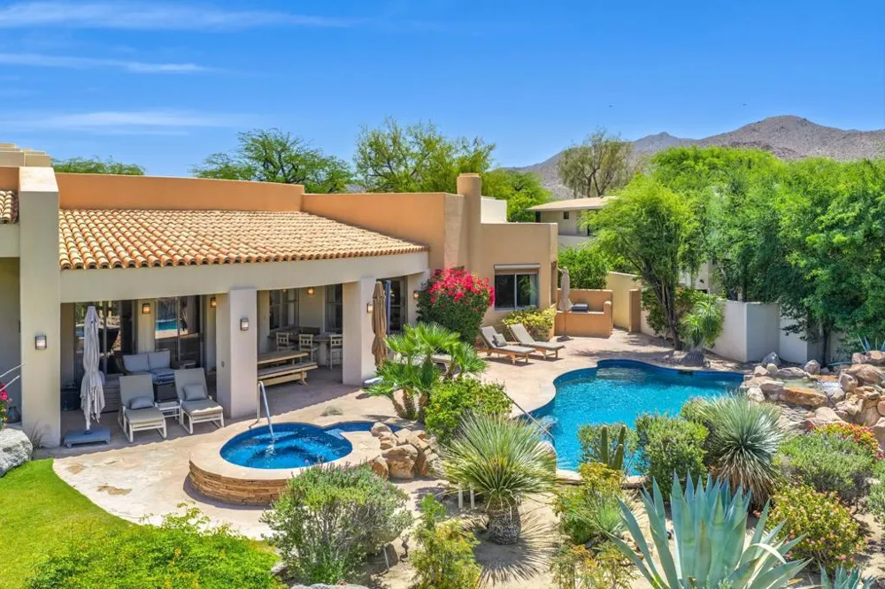 119 Tamit Place Palm Desert, CA 92260