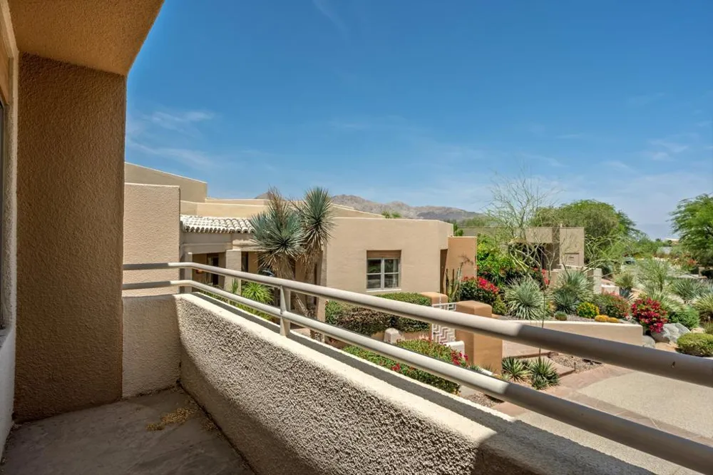 119 Tamit Place Palm Desert, CA 92260