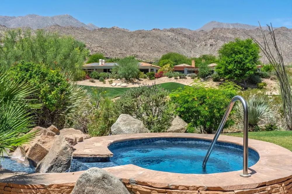 119 Tamit Place Palm Desert, CA 92260